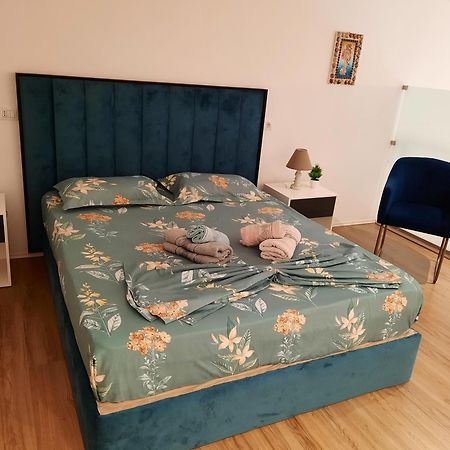 Apartament Me Qera Dublex Lungomare Vlorë Quarto foto